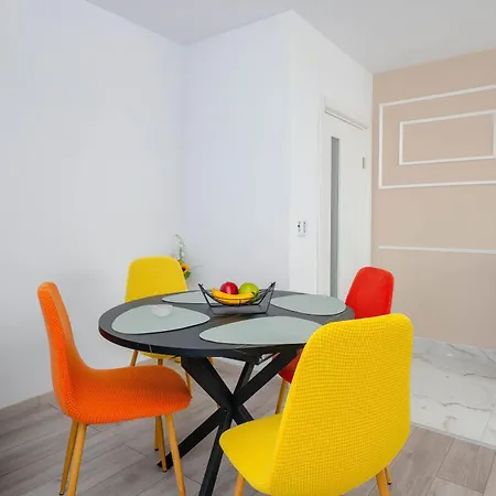 Stylish 1bd With Fully Equipped Kitchen & Balcony By Flаt Mаnаgеr