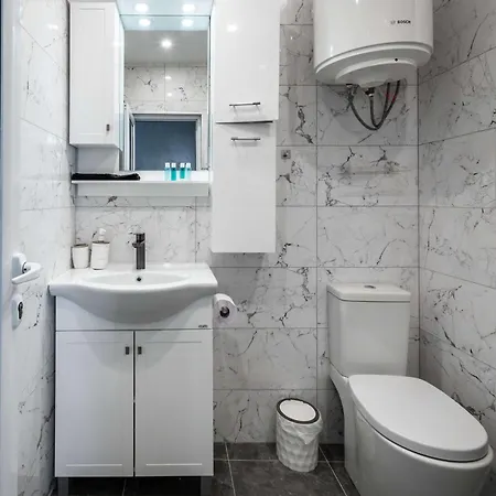 Stylish 1bd With Fully Equipped Kitchen&balcony By Flаt Mаnаgеr