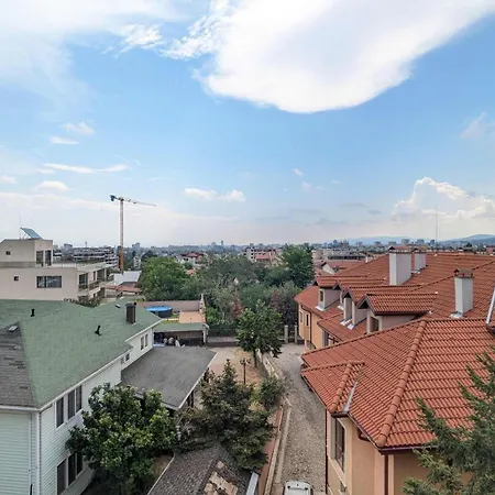 Stylish 1bd With Fully Equipped Kitchen & Balcony By Flаt Mаnаgеr Lejlighed